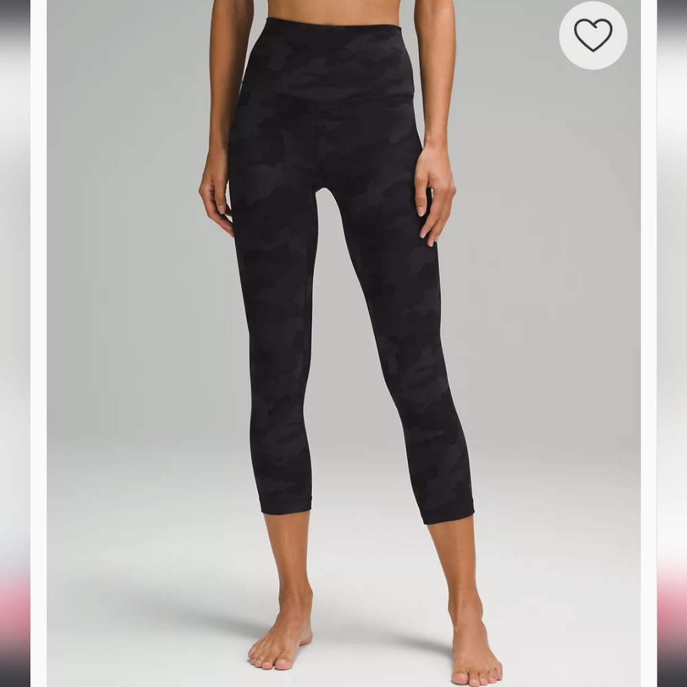 lululemon athletica Align Hi Rise Crop - Picture 3 of 6